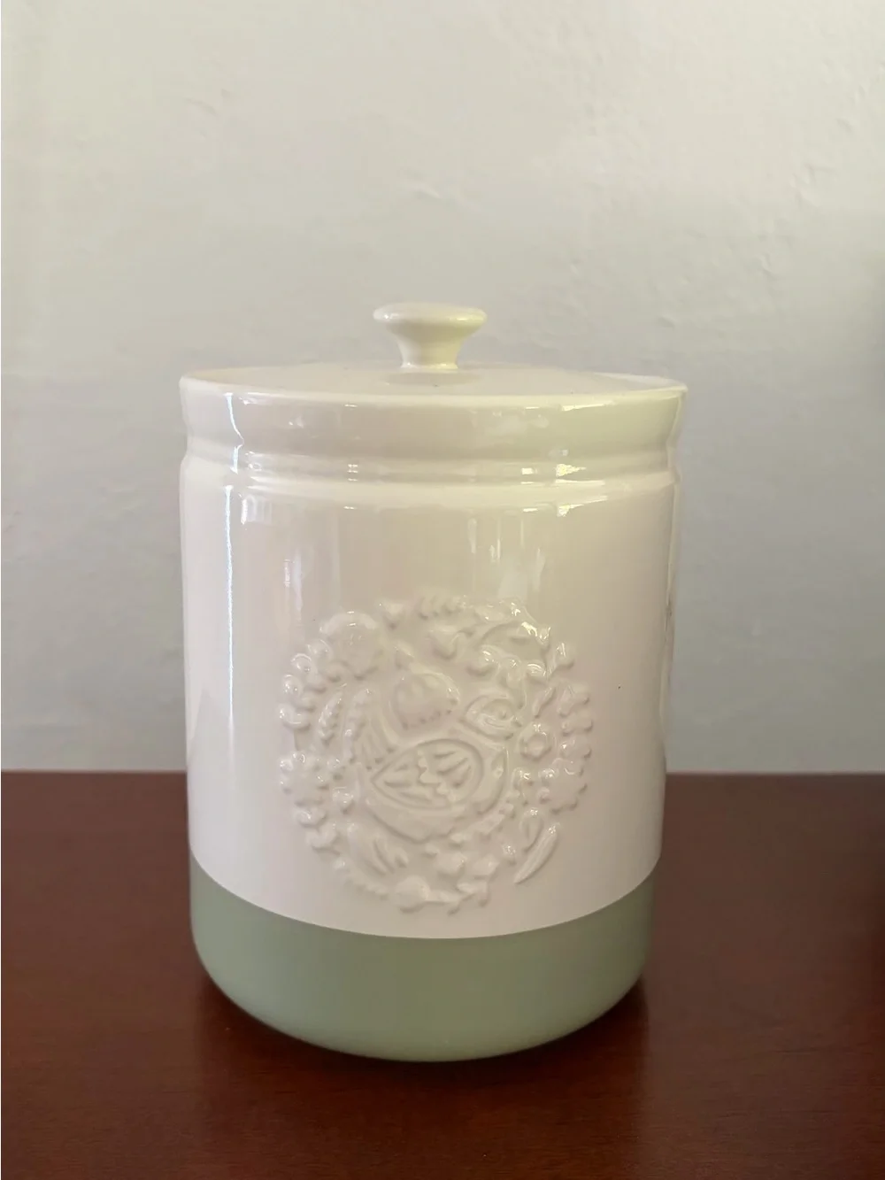 Mason Cash medium home to roost ceramic canister